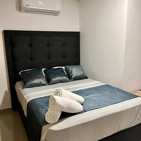 Apartamento Marbella Tres Alcobas, Cartagena, Edificio Montu *